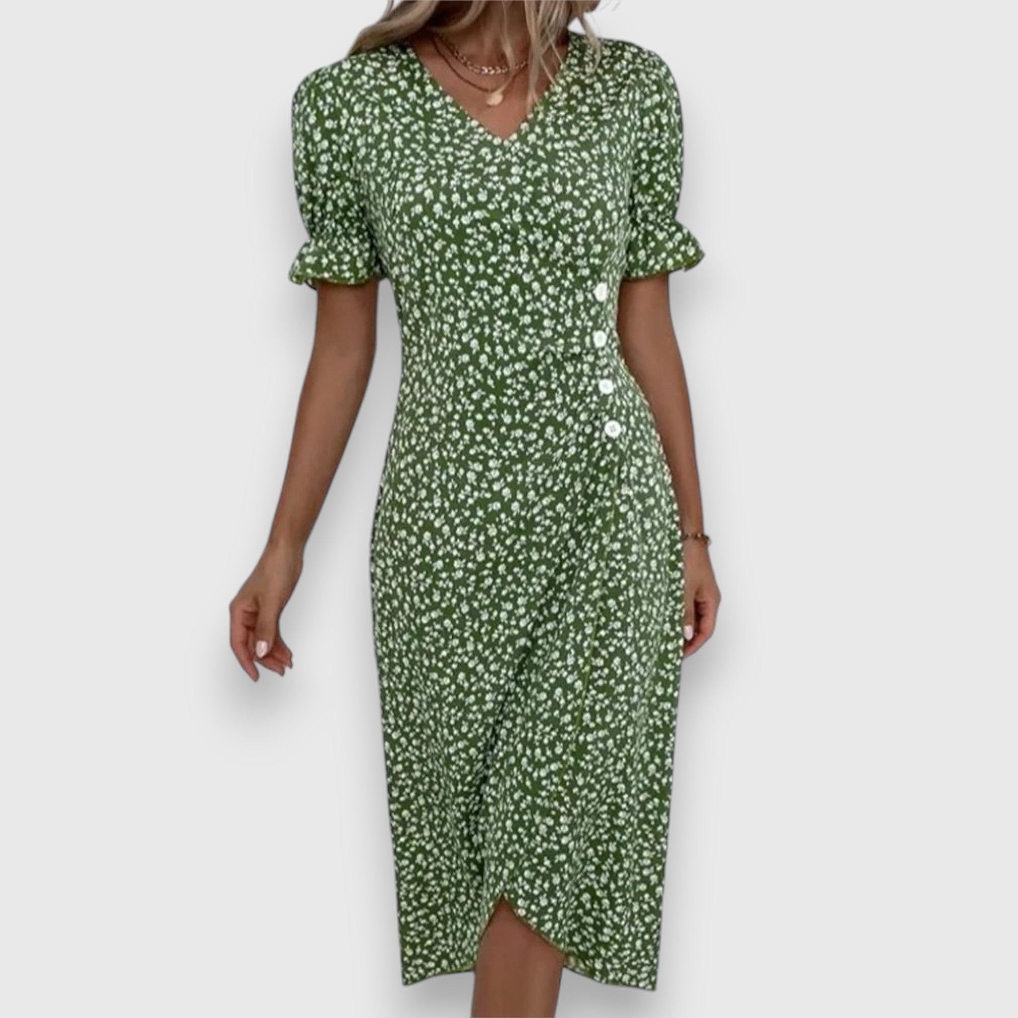 Hayden Tessina – Elegant Floral Dress